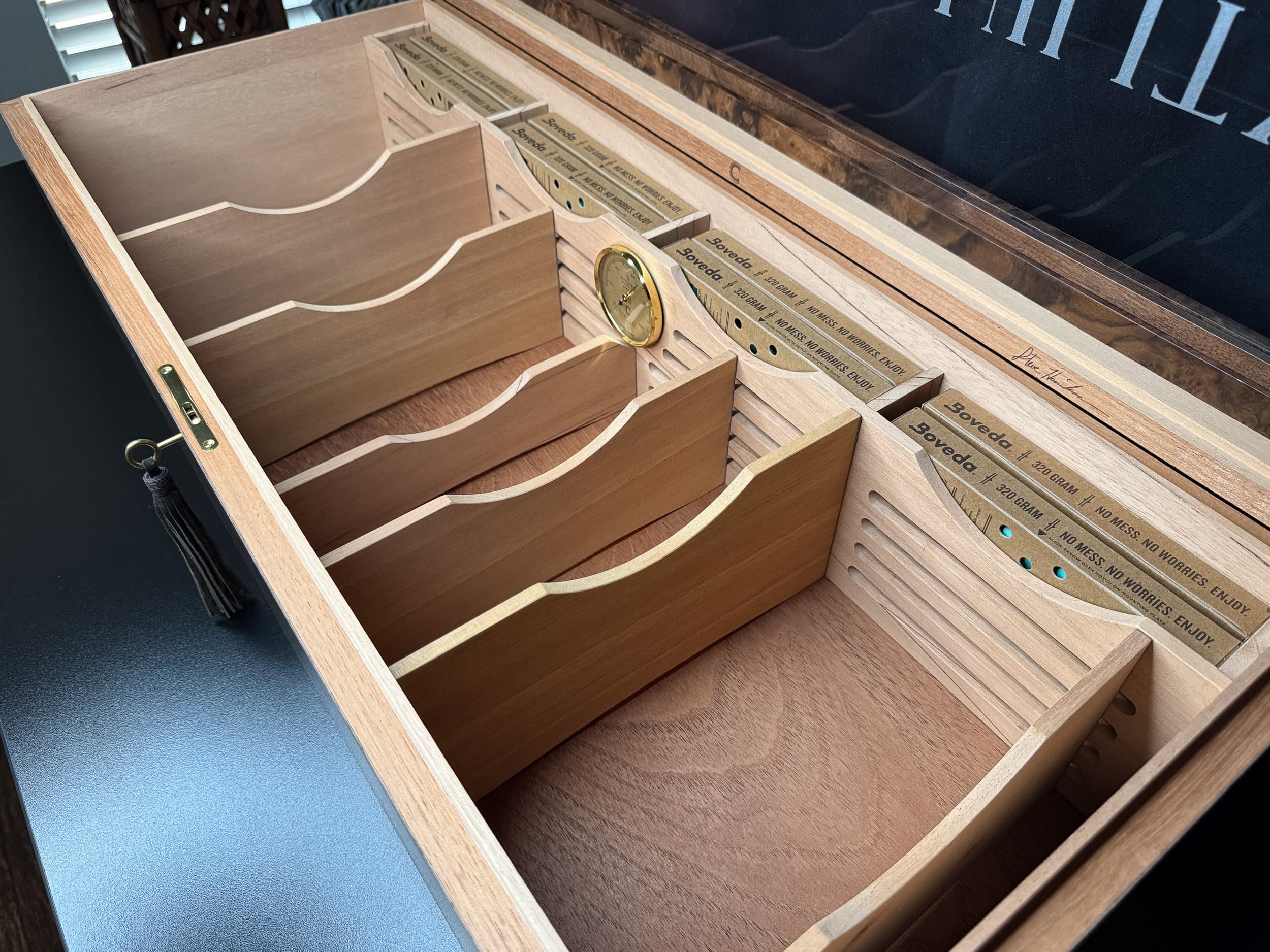 The Vitrine: centient luxury walnut burl museum glass humidor top angle right