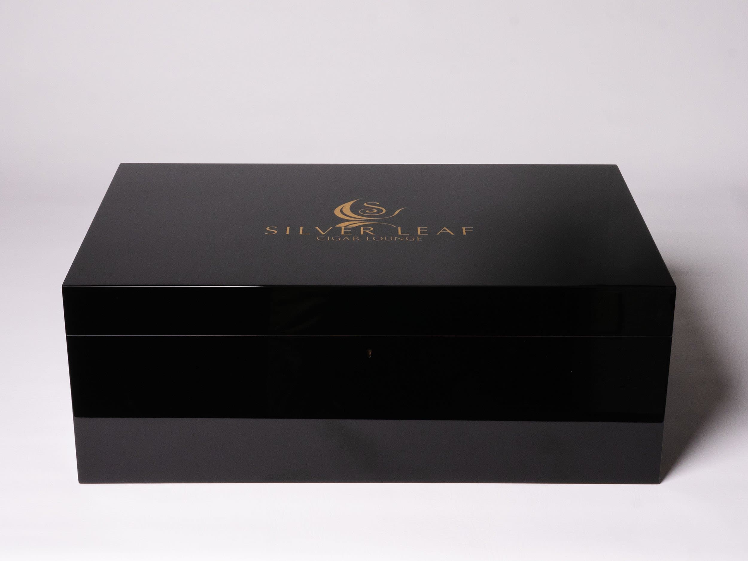 The Umbra: prestigious brand collaboration 2k black