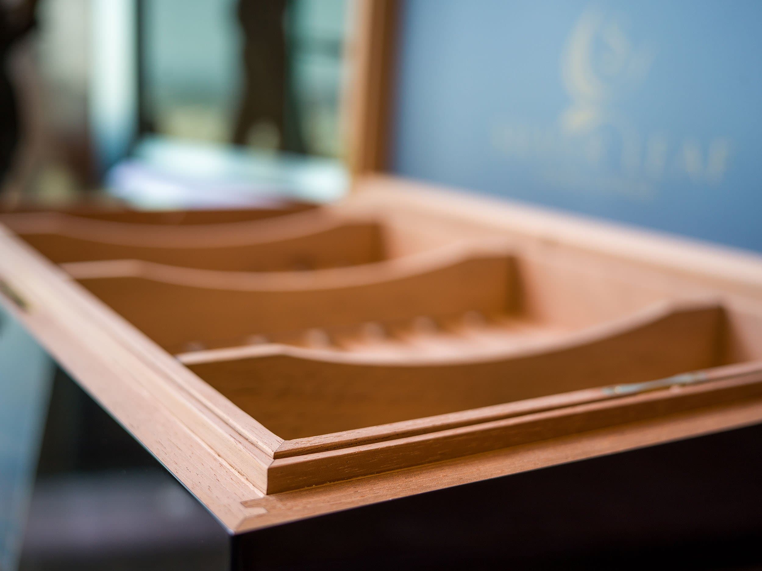 The Umbra: creative heirloom modern art humidor