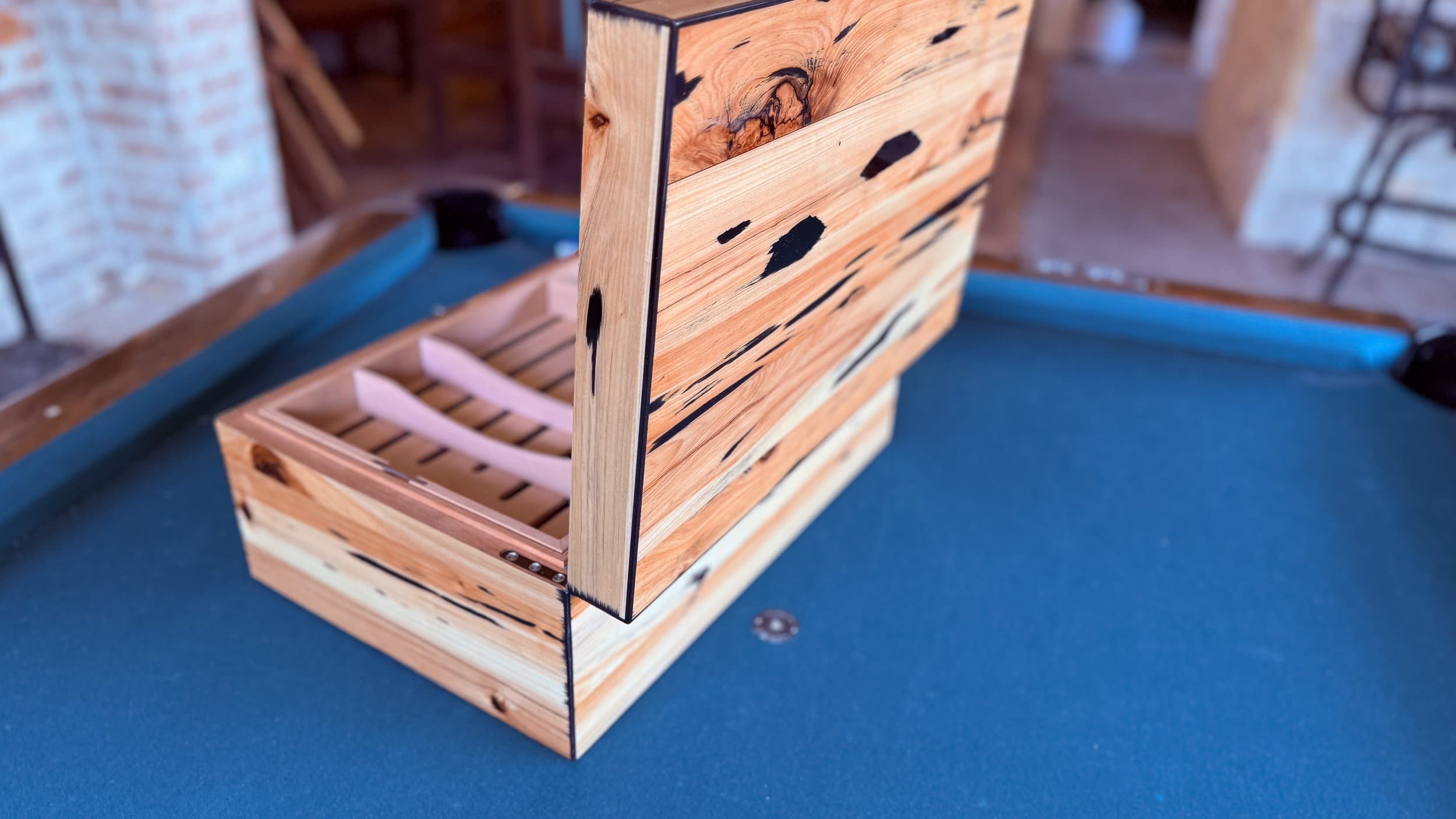 The Cypress — Blackline: centient luxury pecky cypress humidor open side grain