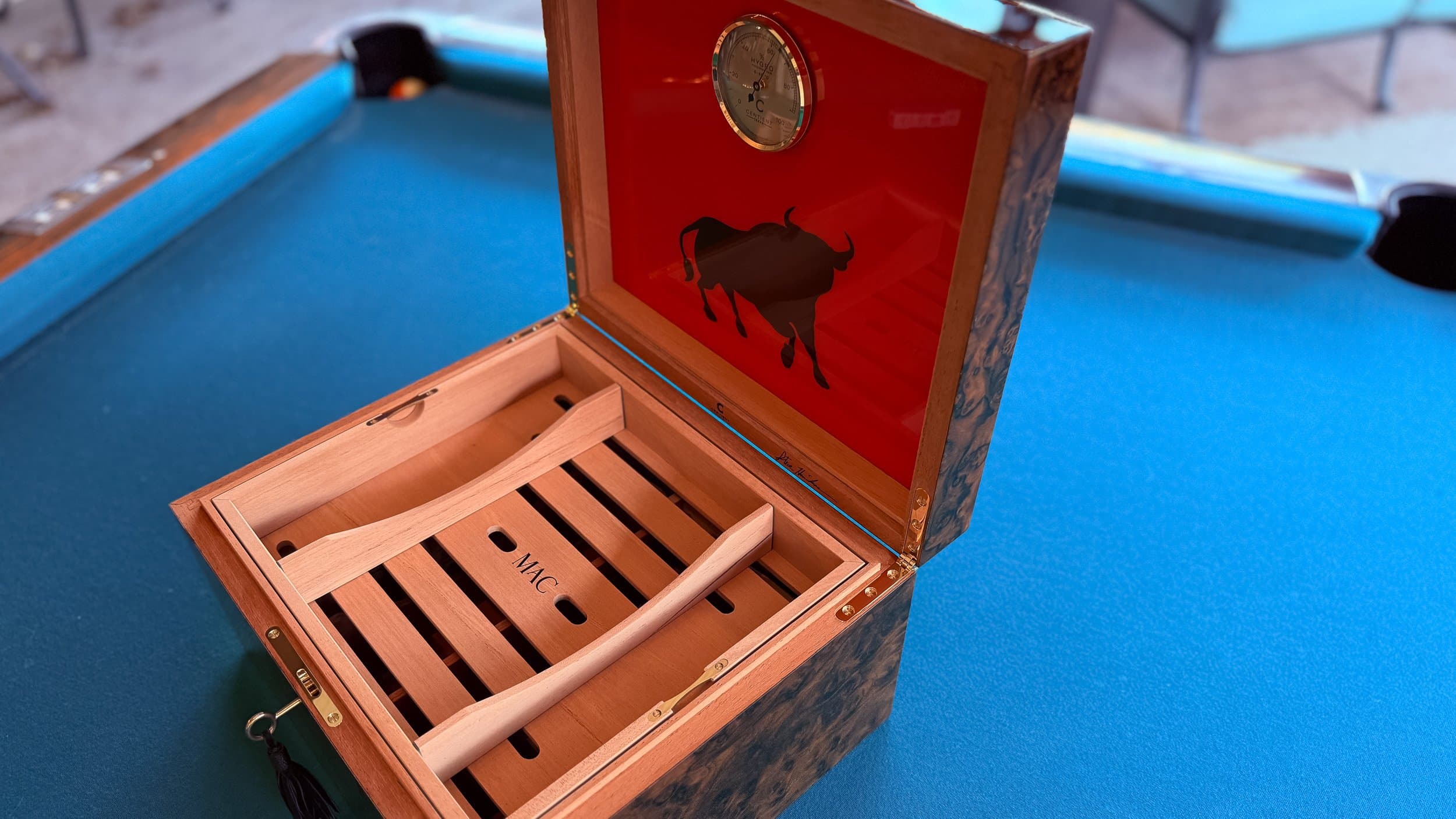 The Toro: centient luxury walnut burl humidor open top view