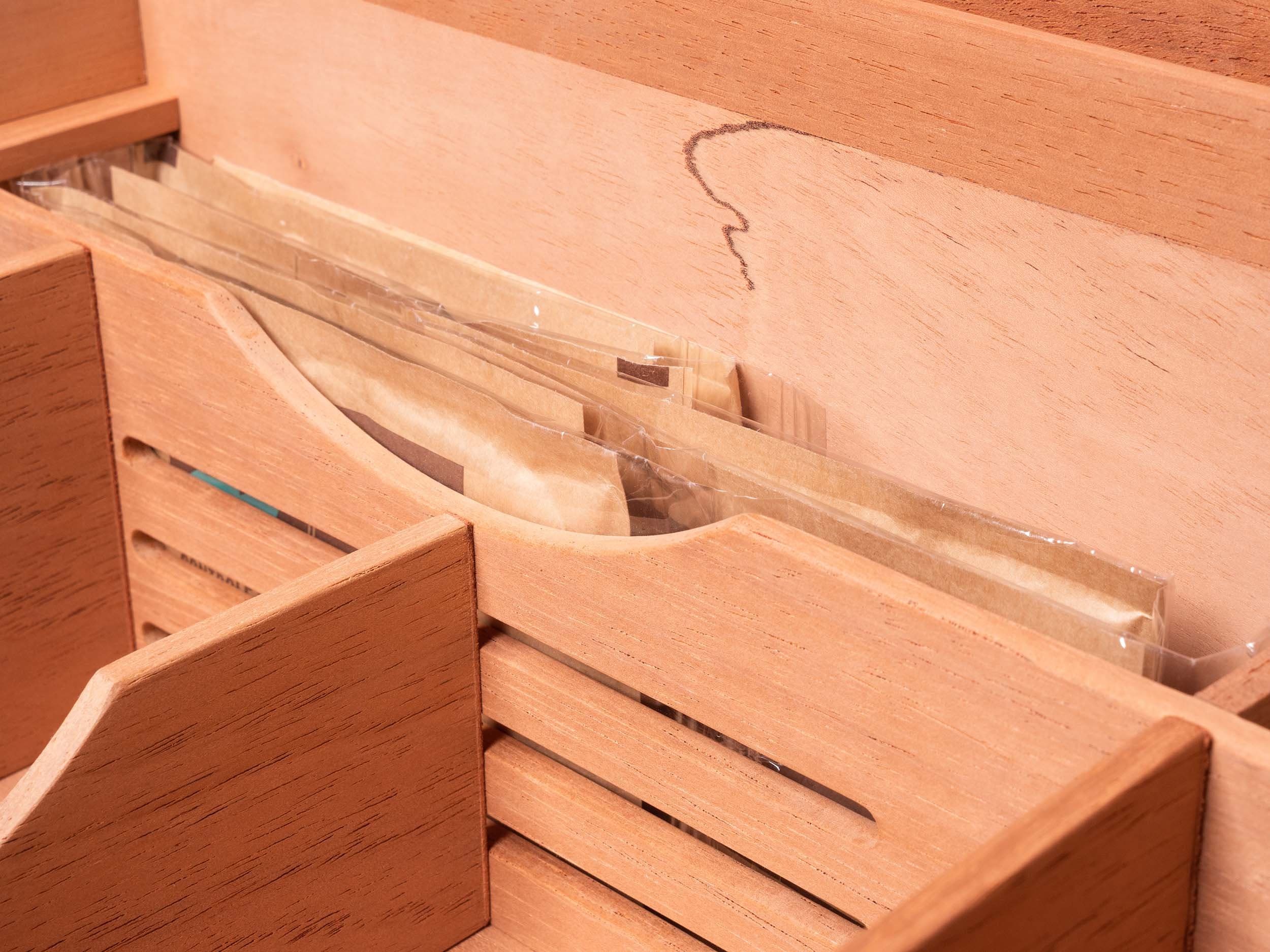 The Opaline: custom boveda cedar carrier humidor