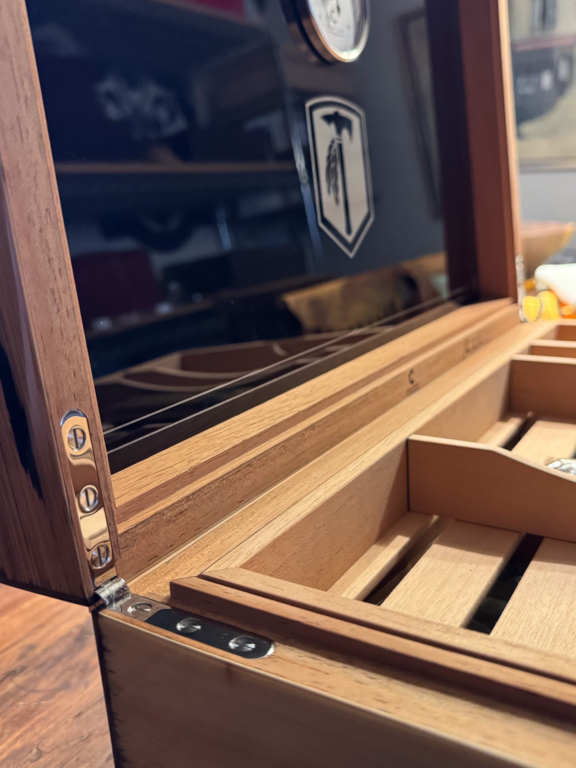 The Cypress — Blackline: centient luxury pecky cypress humidor detail hinge interior