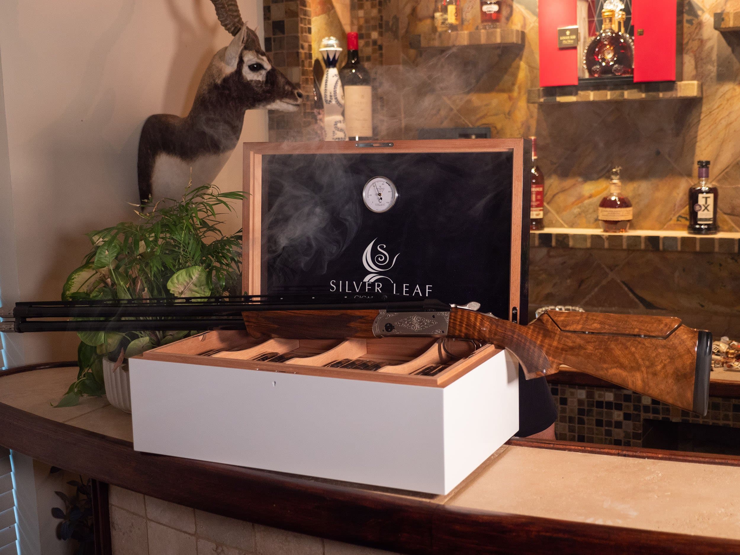 The Meridian: kreighoff luxury white blue humidor