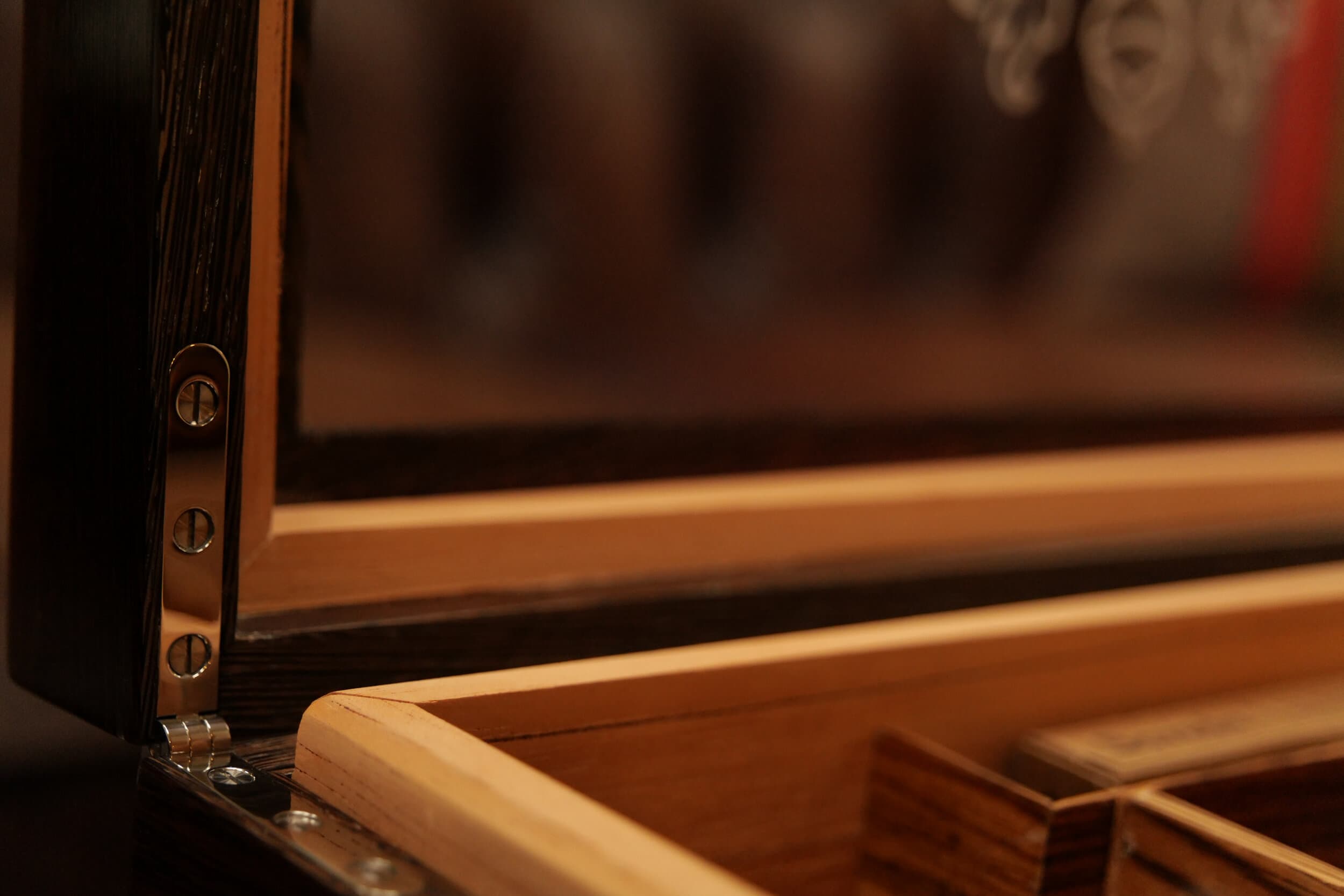 The Curator — Wenge Display Edition