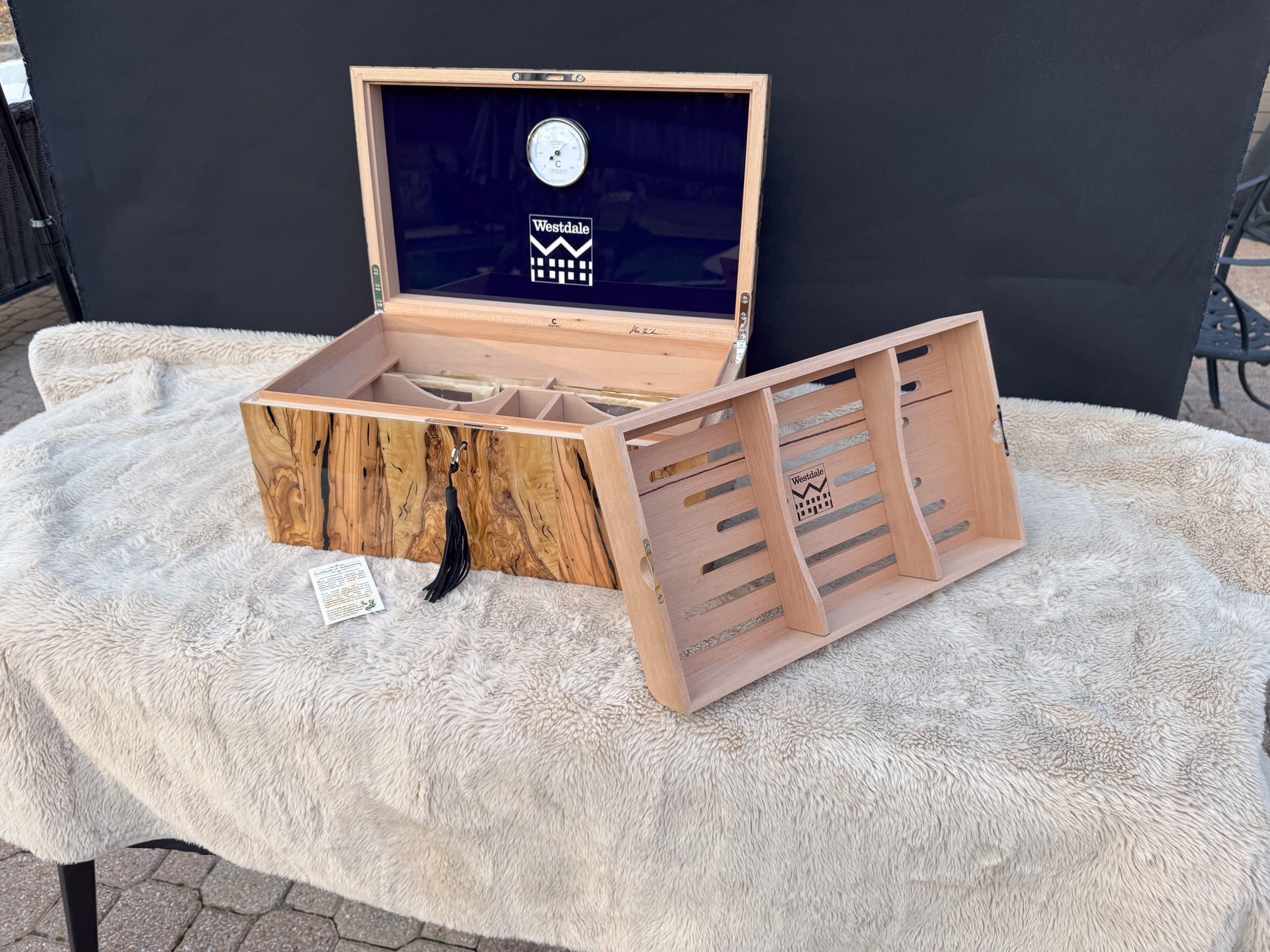 The Bethlehem: centient luxury bethlehem olivewood humidor open tray certificate overview
