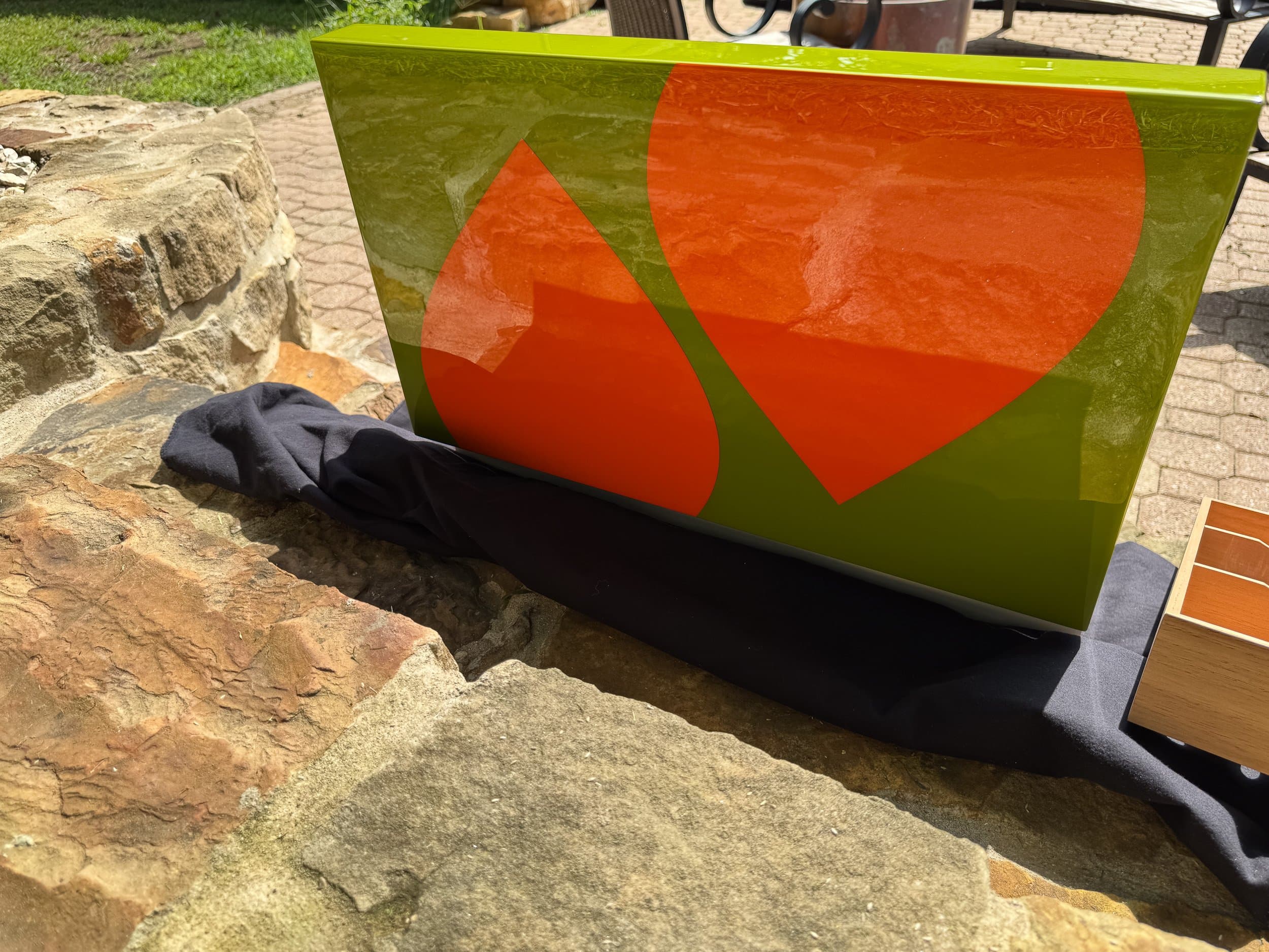 The Orangerie: centient luxury avocado green orange humidor lid design outdoor