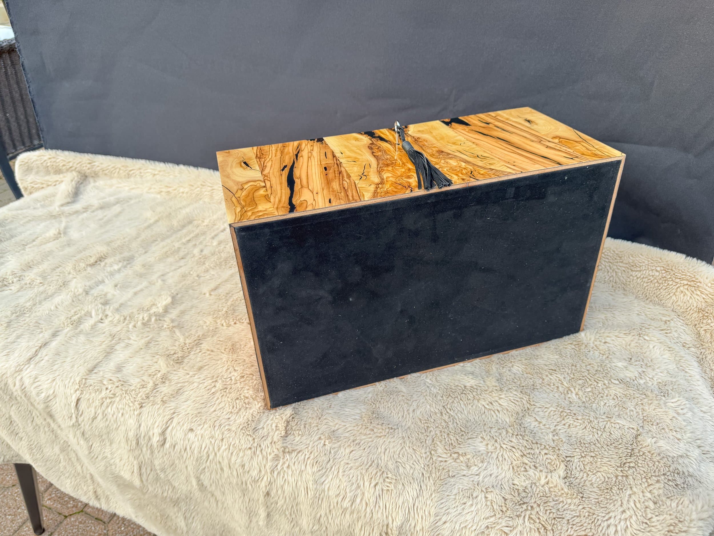 The Bethlehem: centient luxury bethlehem olivewood humidor goat suede base view