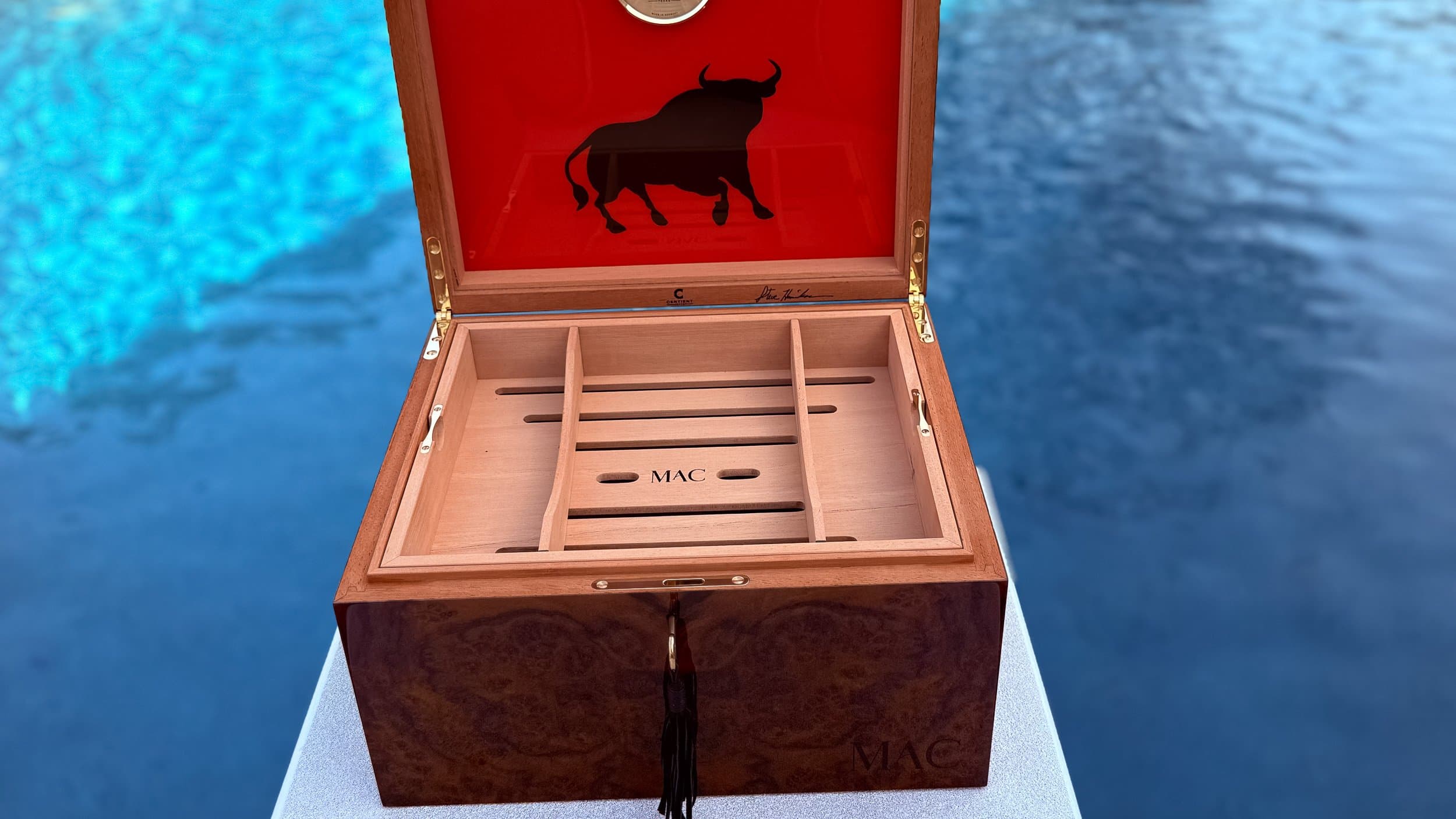 The Toro: centient luxury walnut burl humidor open lid bull silhouette font view