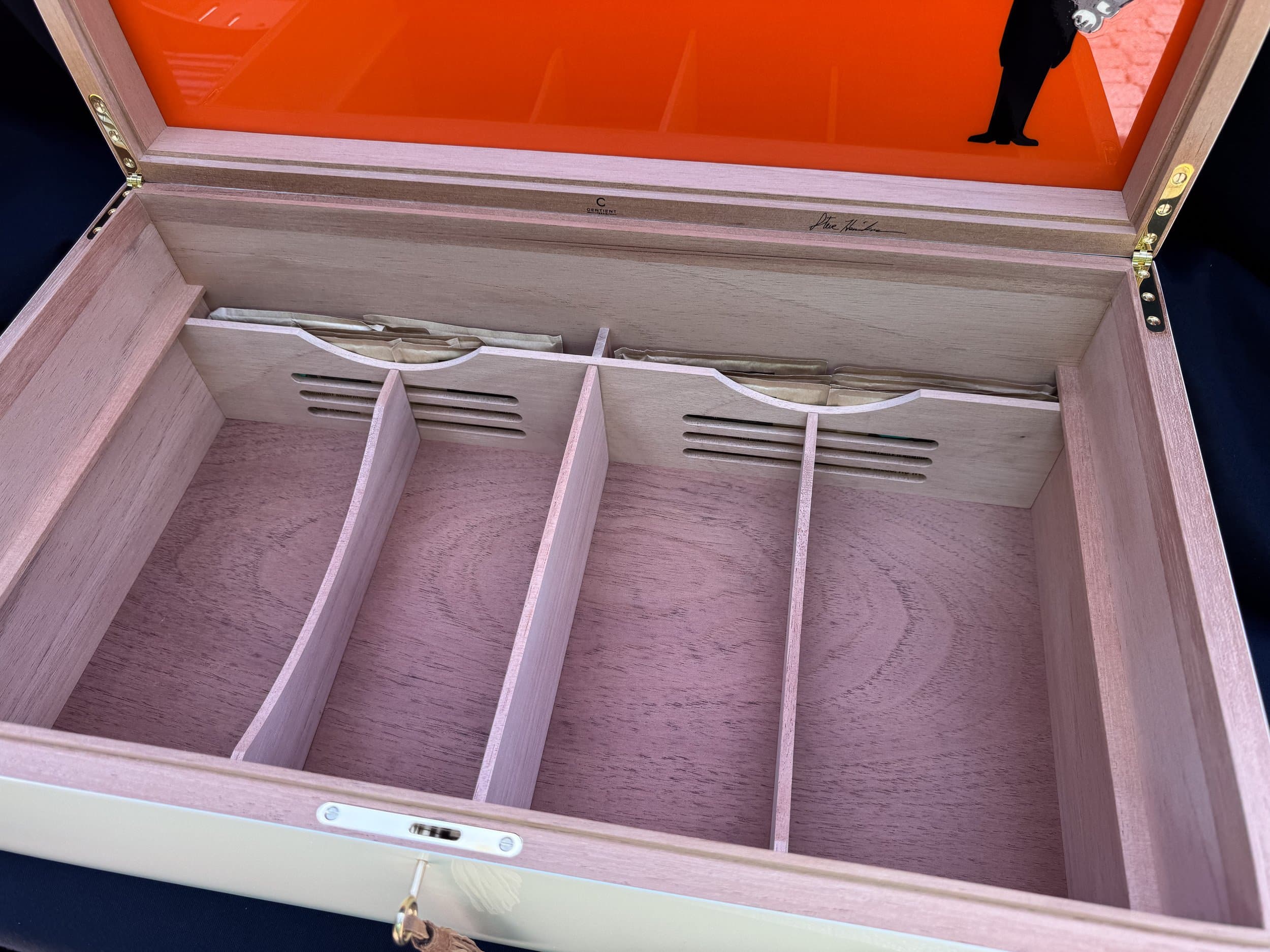 The Orangerie: centient luxury avocado green orange humidor open boveda dividers